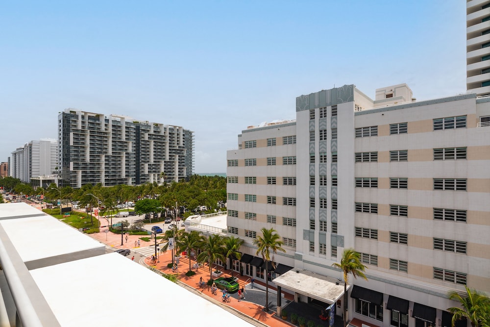 Penthouse Ocean View King with Balcony - Photo 5