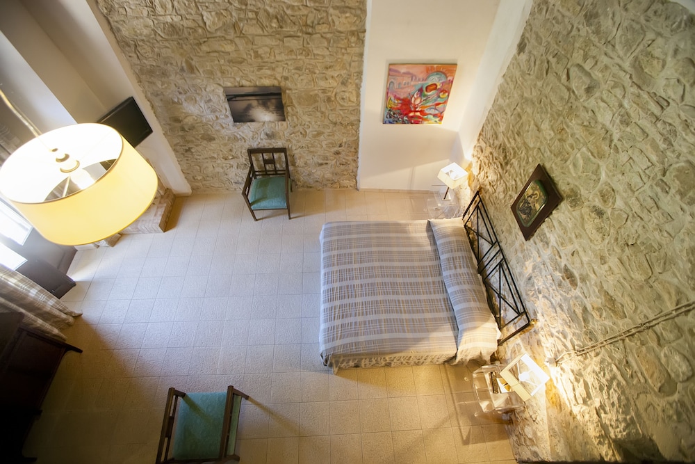 Classic Quadruple Room (Duplex) photo 3
