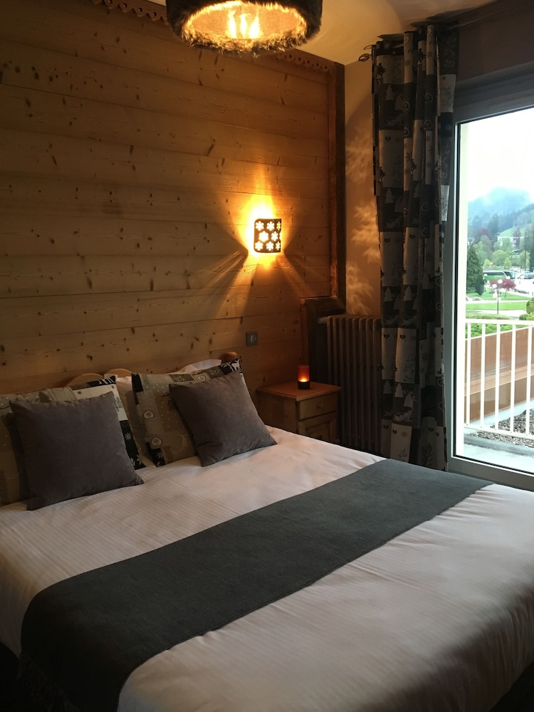 Double Room - Photo 6