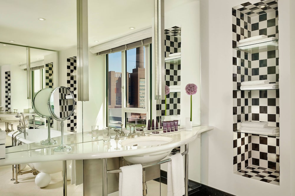 Presidential Suite, 2 Bedrooms, Smoking photo
