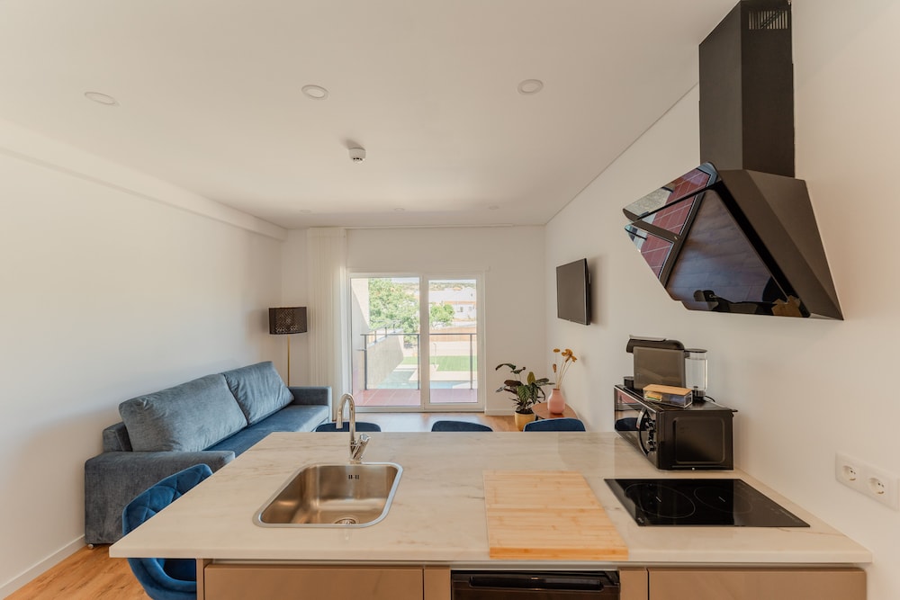 Deluxe Apartment photo 2