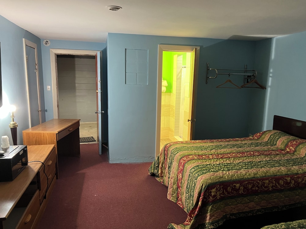 Room, 2 Double Beds, Non Smoking photo 3