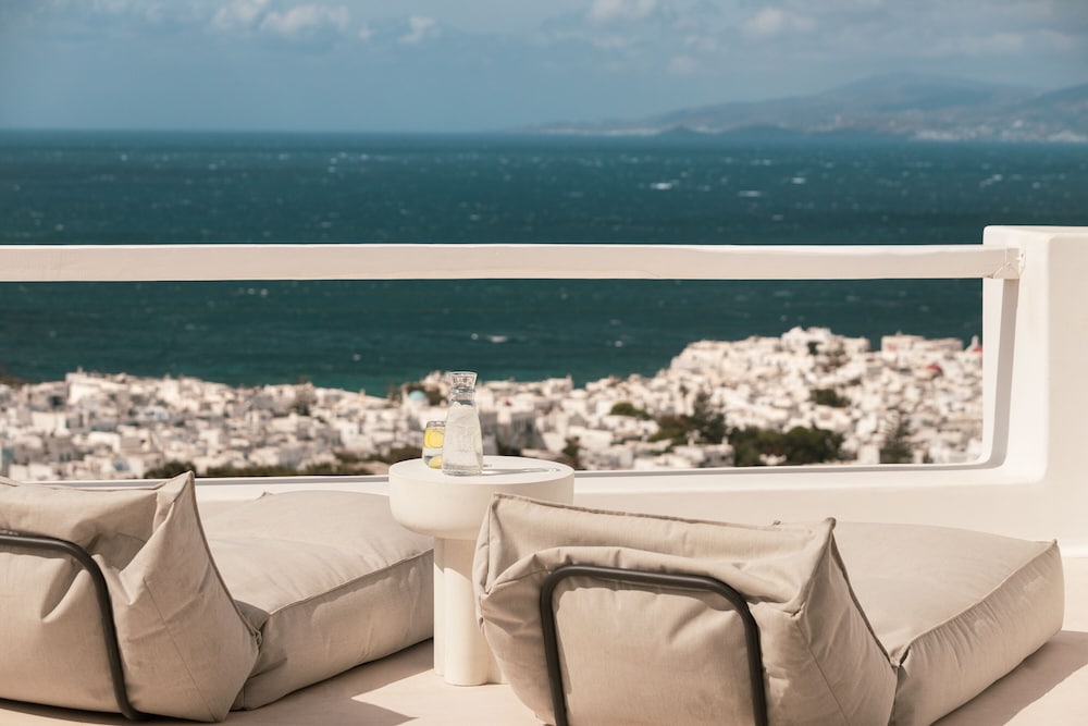 Suite, Private Pool, Sea View - Photo 25