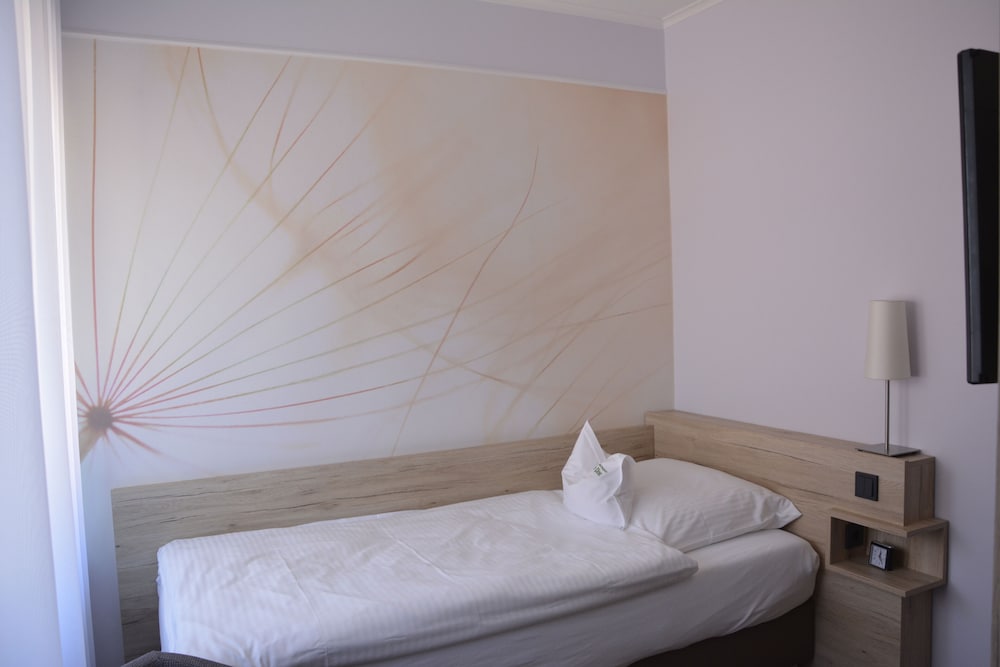 Comfort Single Room