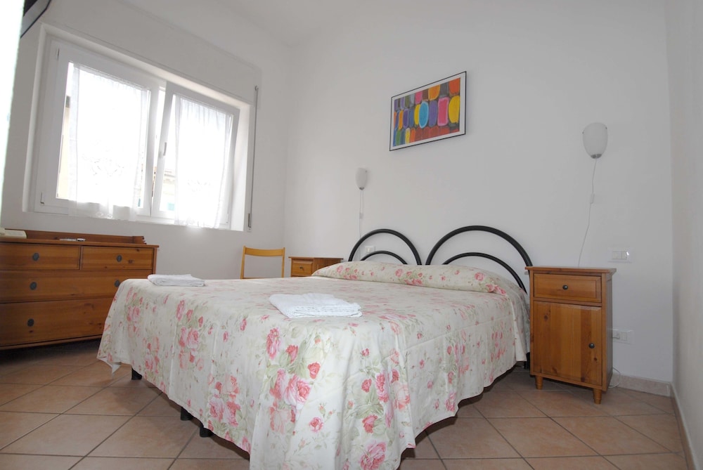 Double or Twin Room photo 2