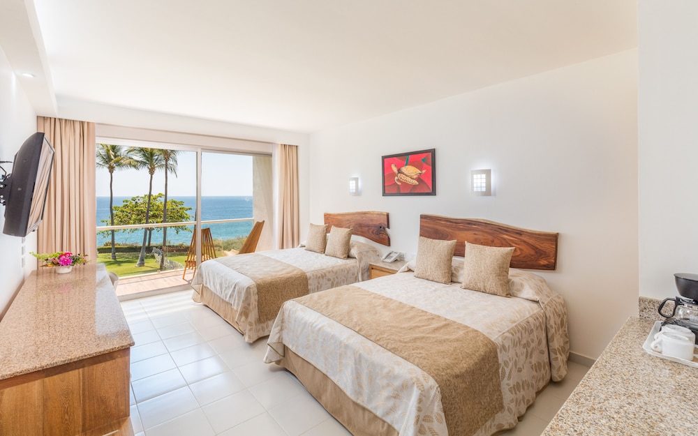 Deluxe Room, Terrace, Ocean View - Photo 1