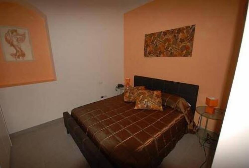Triple Room - Photo 6
