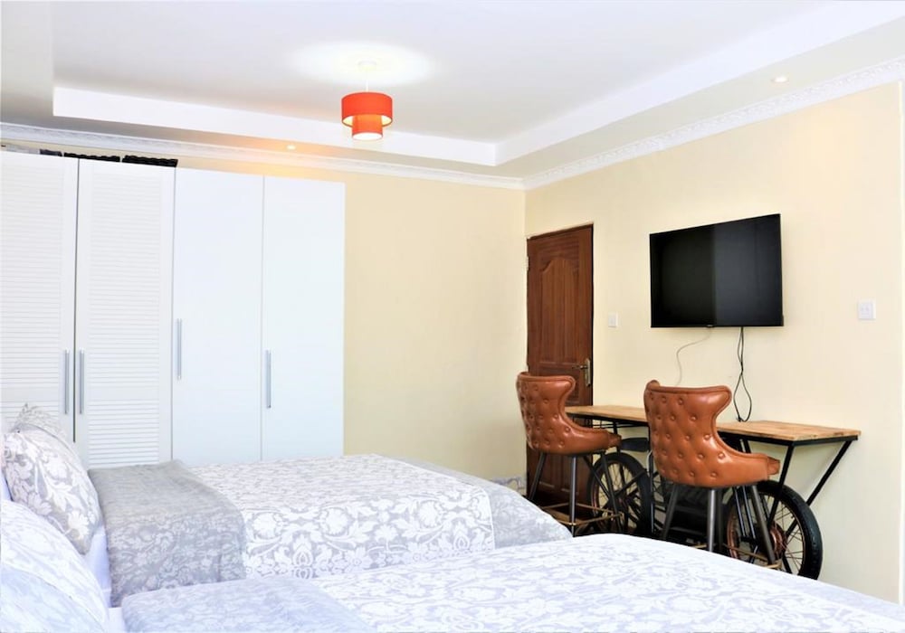 Deluxe Twin Room photo 3