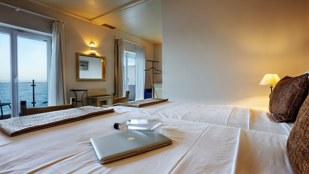 Superior Double or Twin Room, Terrace