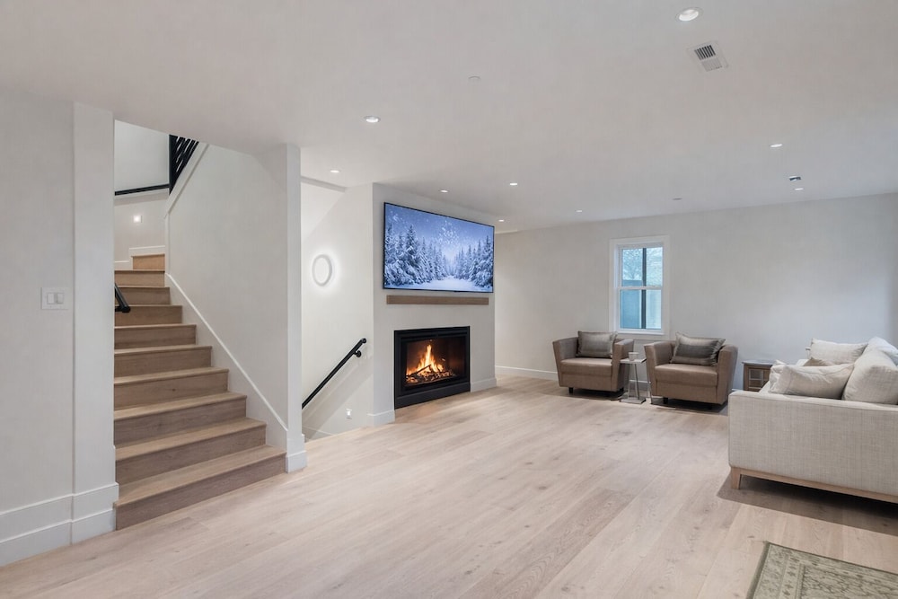 House, 4 Bedrooms