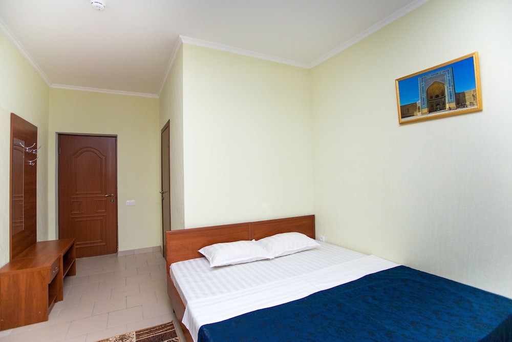 Standard Twin Room photo 2