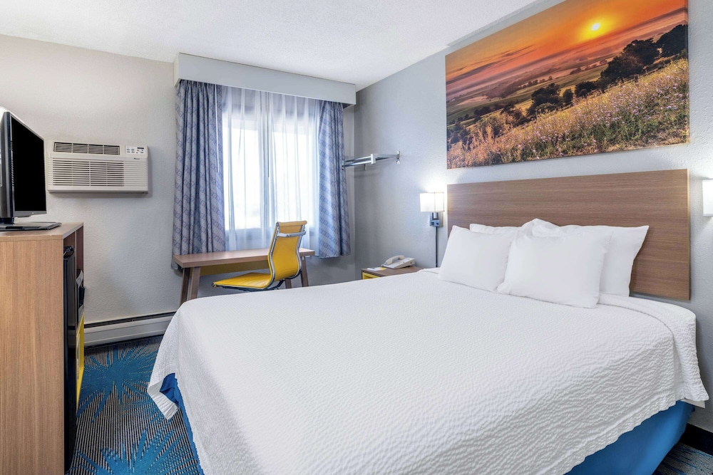 Room, 1 Queen Bed, Non Smoking