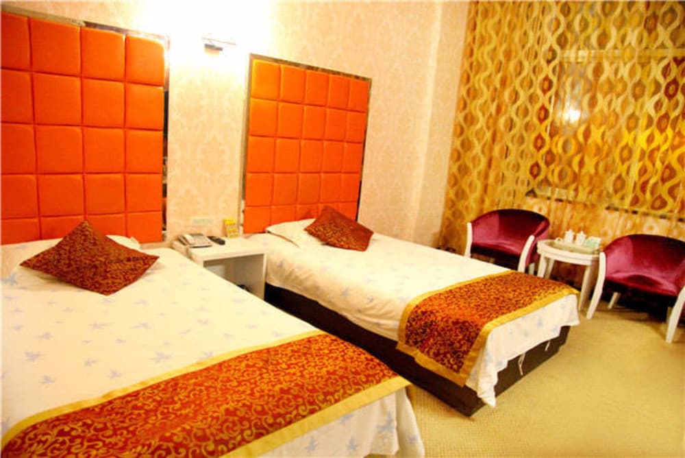 Standard Twin Room photo 1