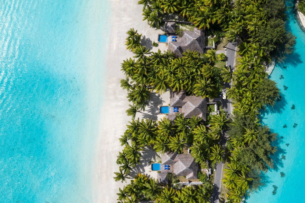 Villa, 1 King Bed With Sofa Bed, Lagoon View (beachside)