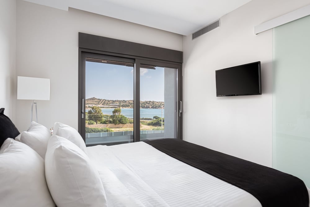 Deluxe Villa, Sea View photo 2