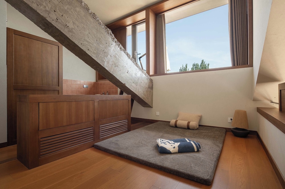 Superior Double Room, Hill View