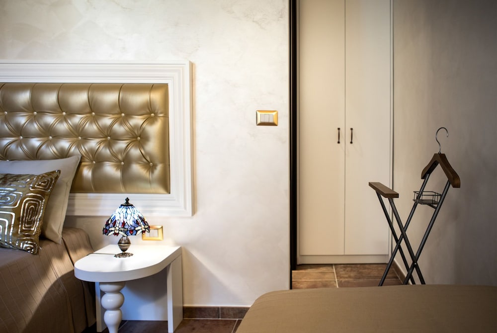 Luxury Triple Room photo 2