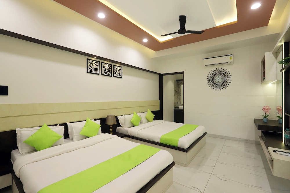 Deluxe Room, Balcony