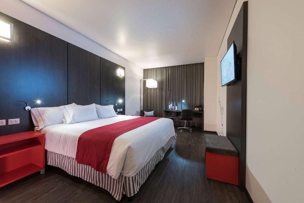 Room, 1 King Bed, Non Smoking photo 1