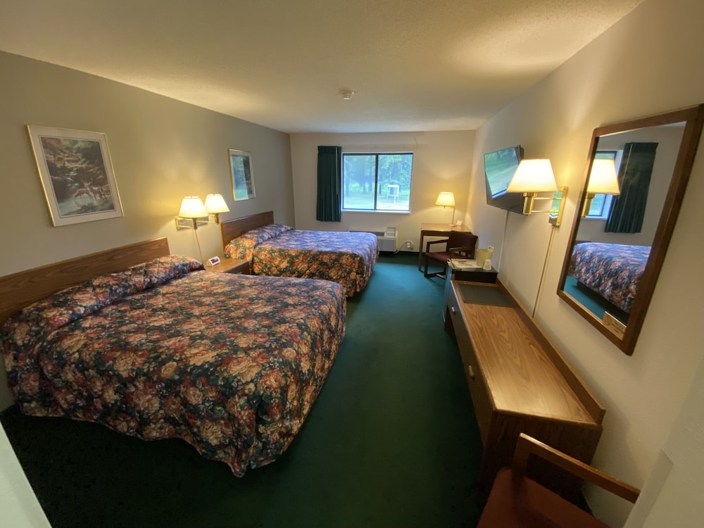 Standard Double Room, 2 Queen Beds