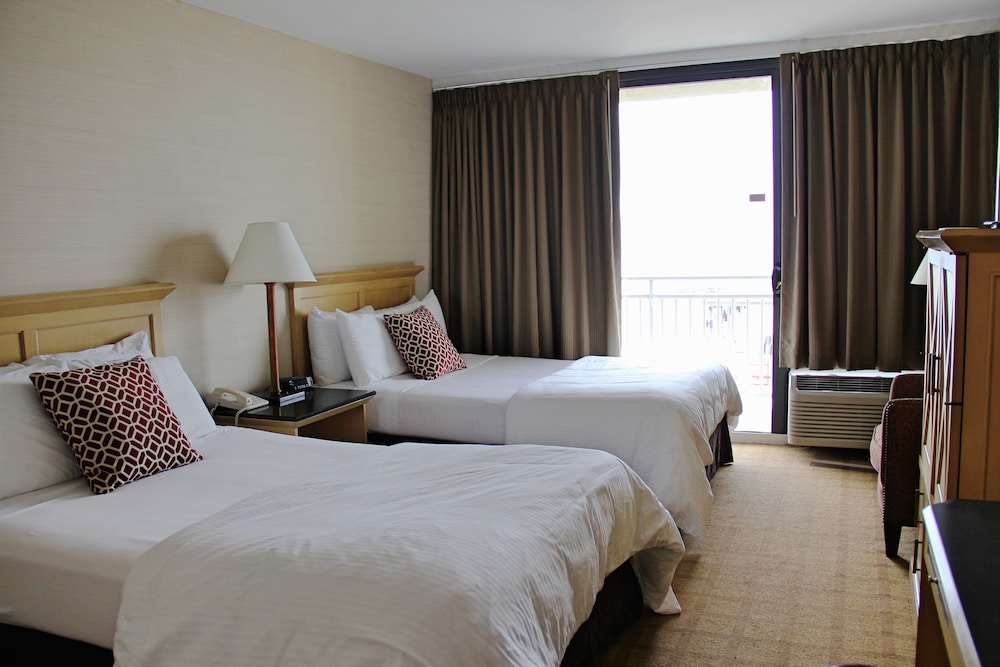 Room, 2 Double Beds photo 1