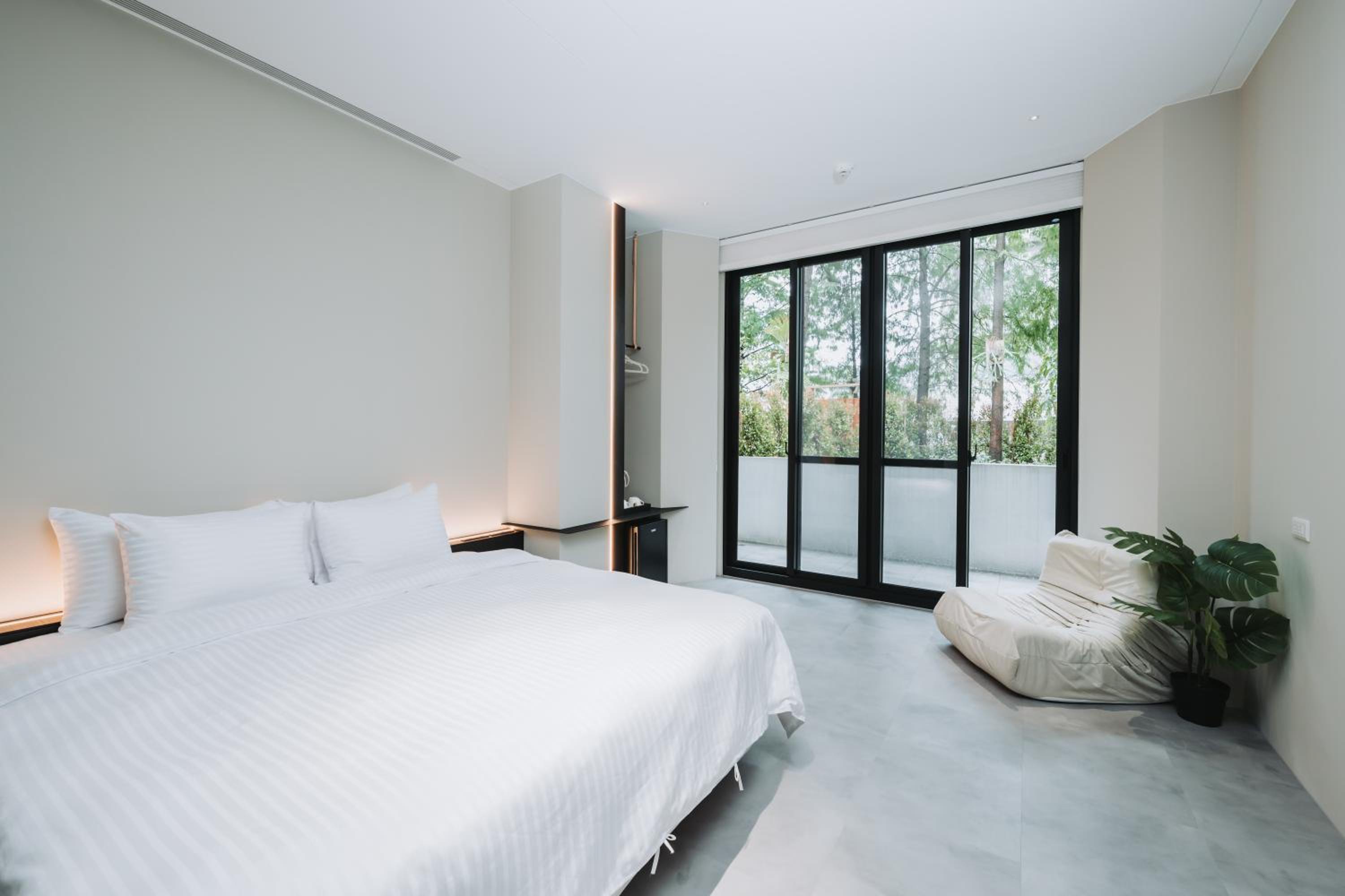 Double Room with Balcony photo 3