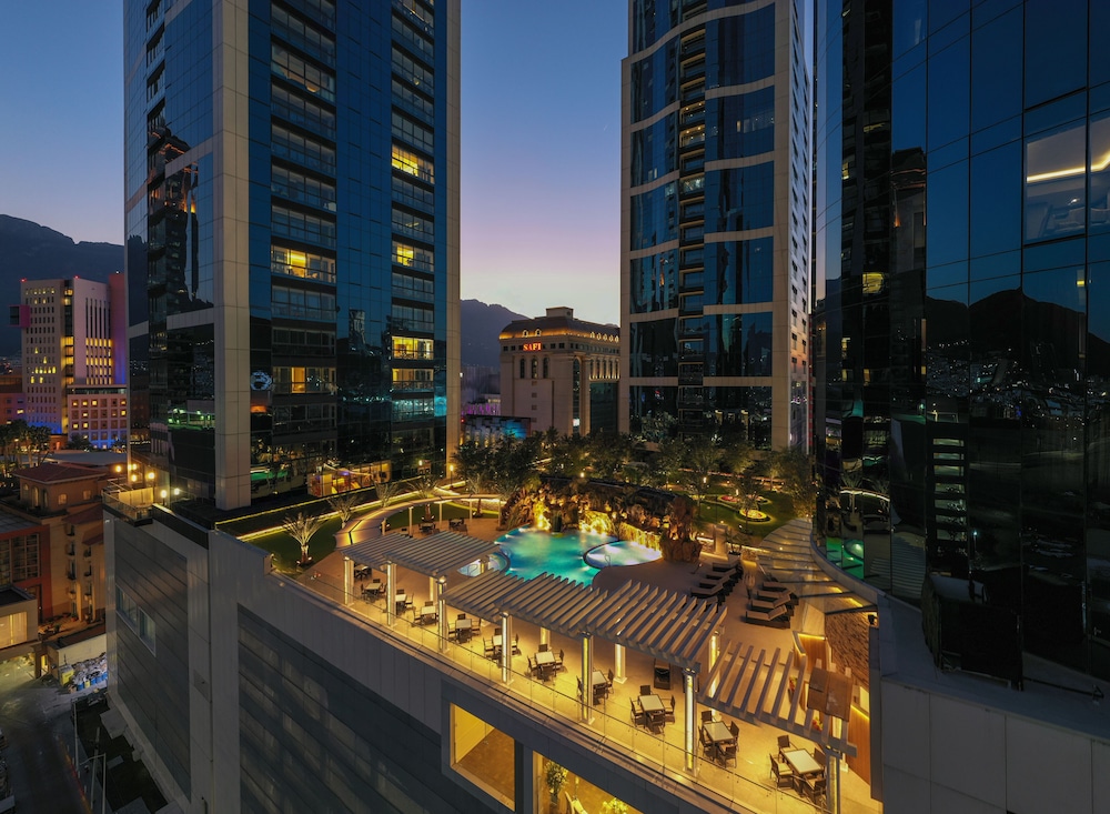 Sky Suite - Photo 6