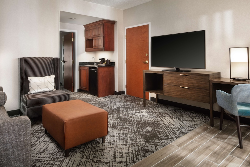 Executive Room, 1 King Bed - Photo 4