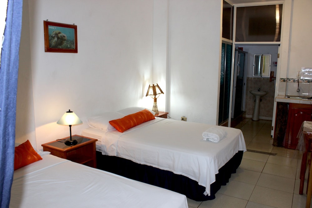 Family Triple Room, Shared Bathroom photo 1