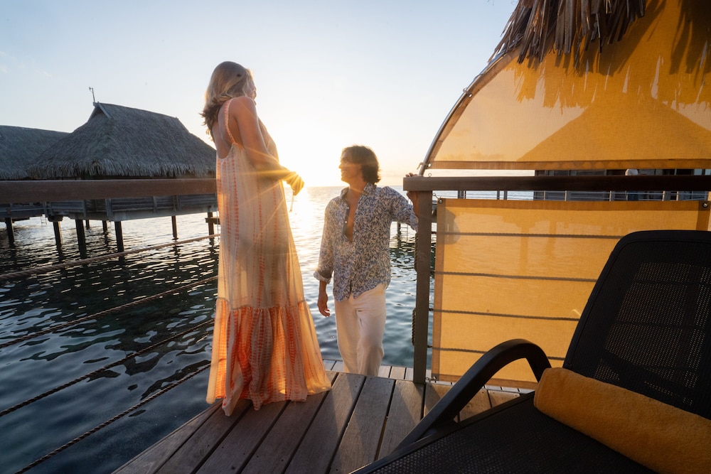 Overwater bungalow - Photo 6