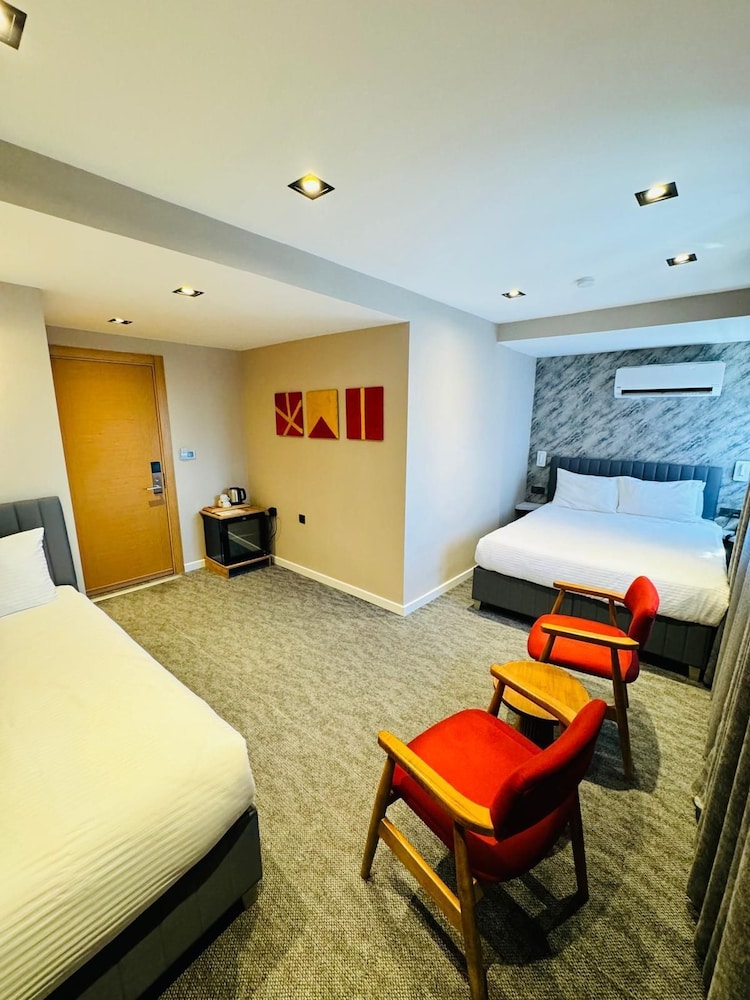 Executive Room photo 1