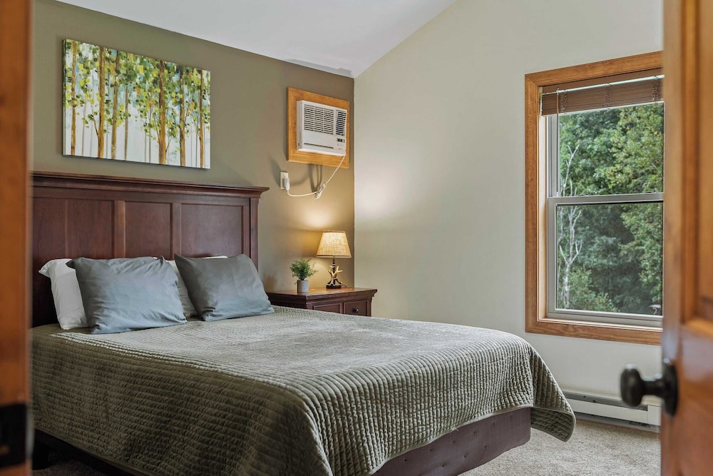 House (Multiple Bedrooms) photo 3
