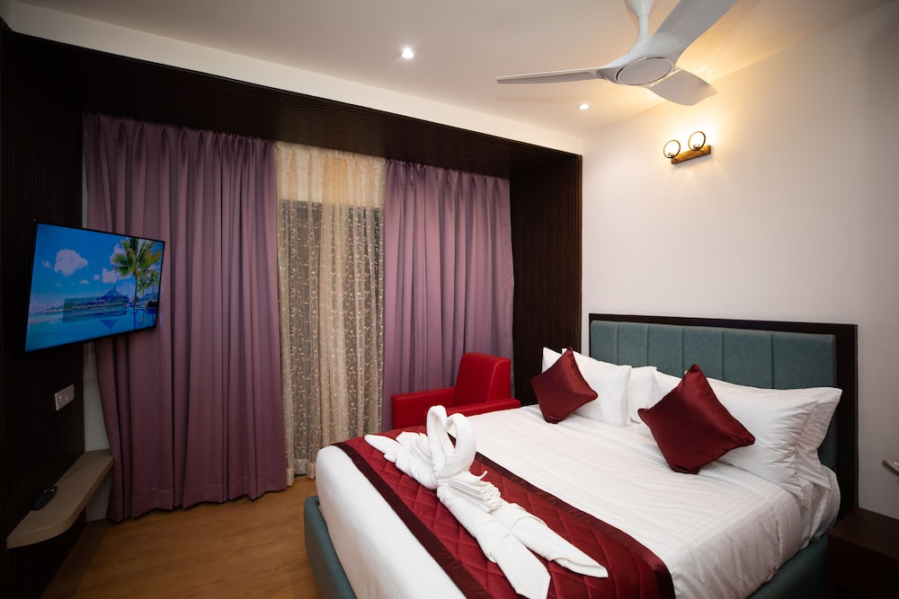 Deluxe Room, Balcony photo 1