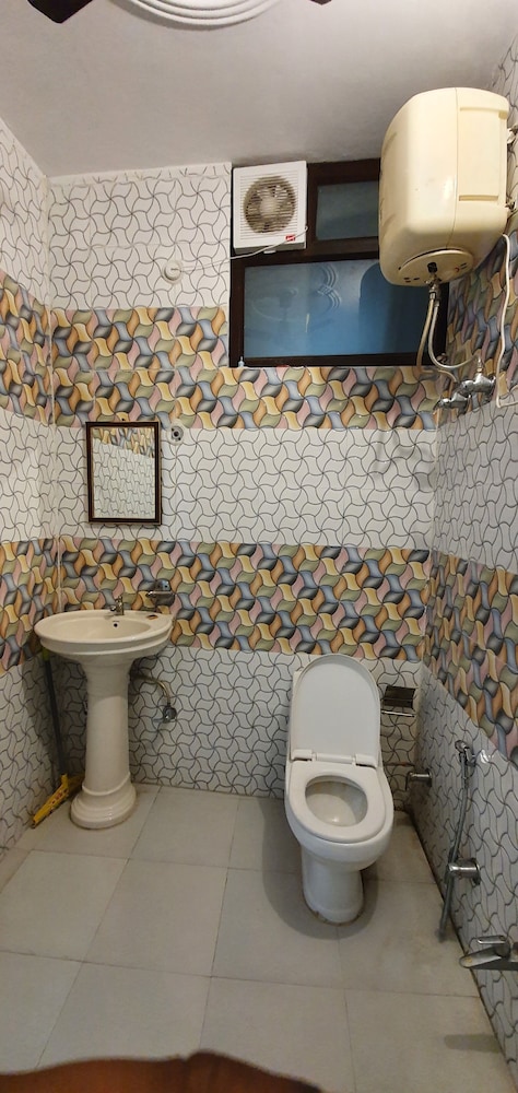 Standard Room photo 2