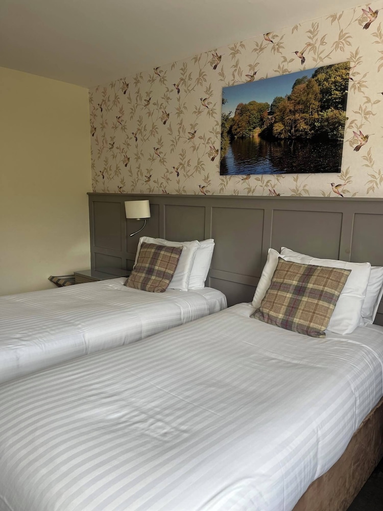 Classic Twin Room, 2 Twin Beds photo 3