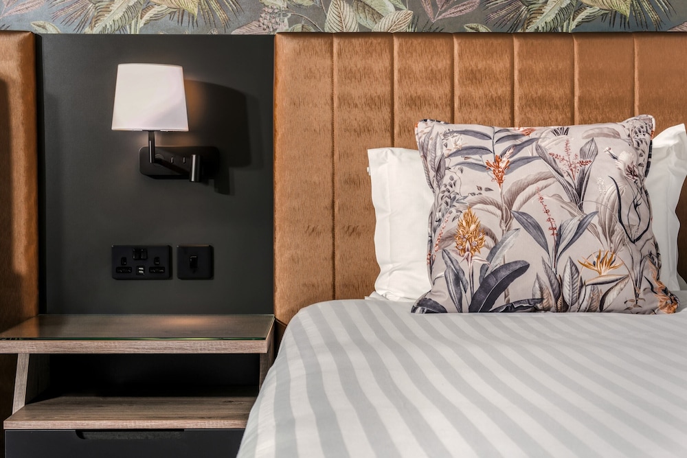 Signature Triple Room - Photo 5