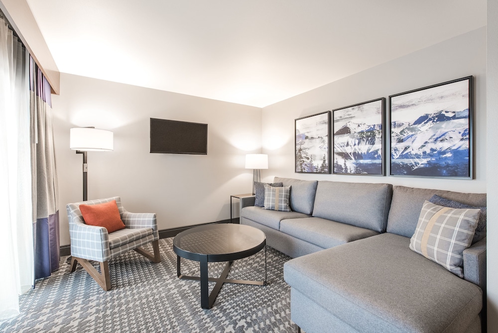 Suite (Symphony) photo 1