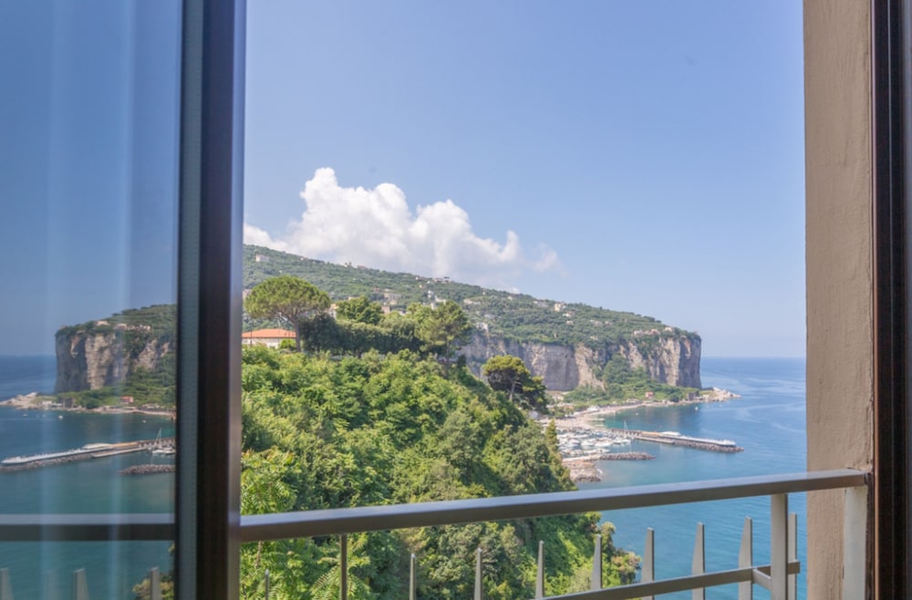 Twin Room, Partial Sea View - Photo 4