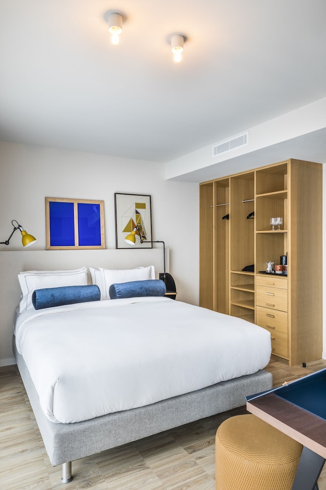Le Grand Quartier bedroom photo