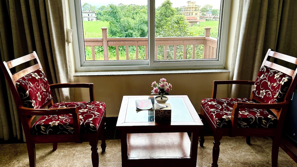 Deluxe Room - Photo 8