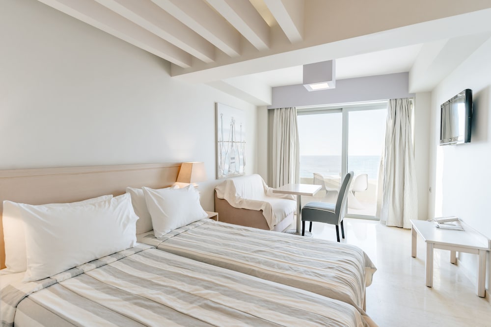 Superior Studio, Sea View