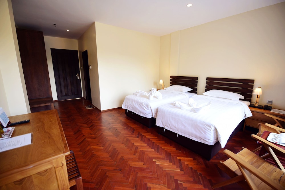 Superior Room, Garden View photo 2