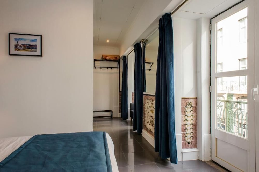 Suite, Balcony - Photo 13