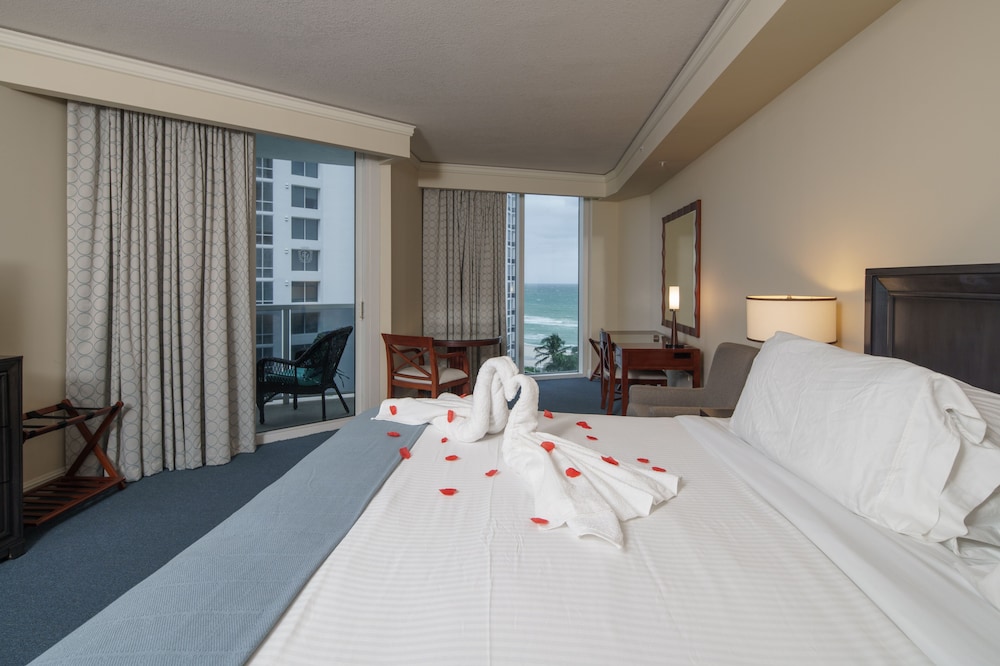 Luxury Suite, 1 Bedroom, Kitchen, Ocean View photo 1