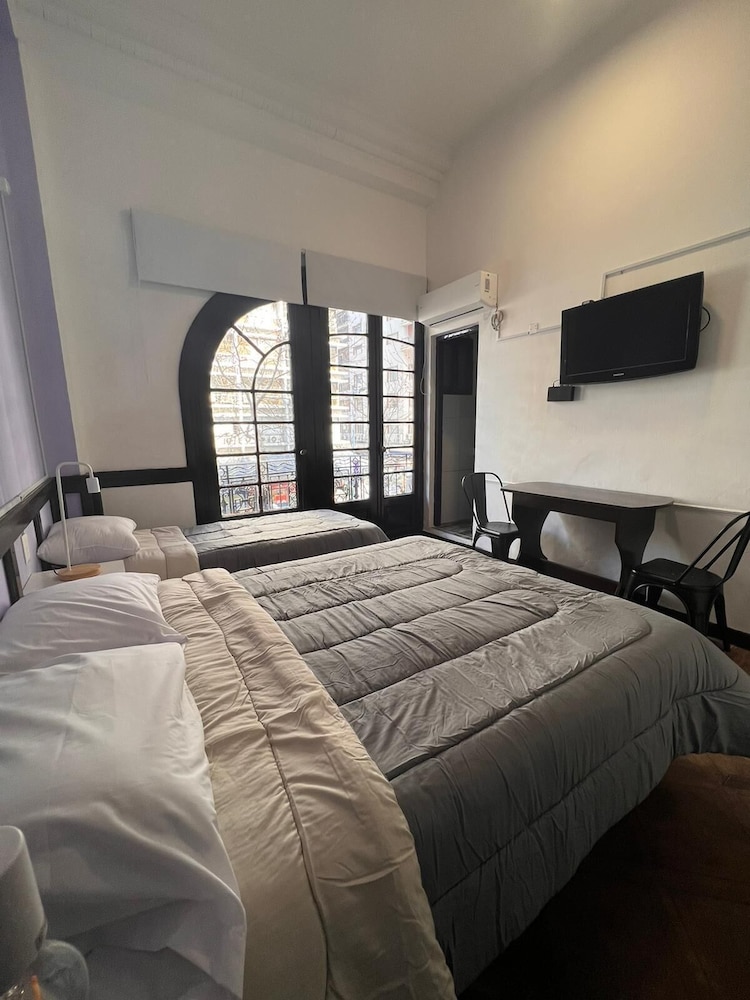 Classic Triple Room photo 3