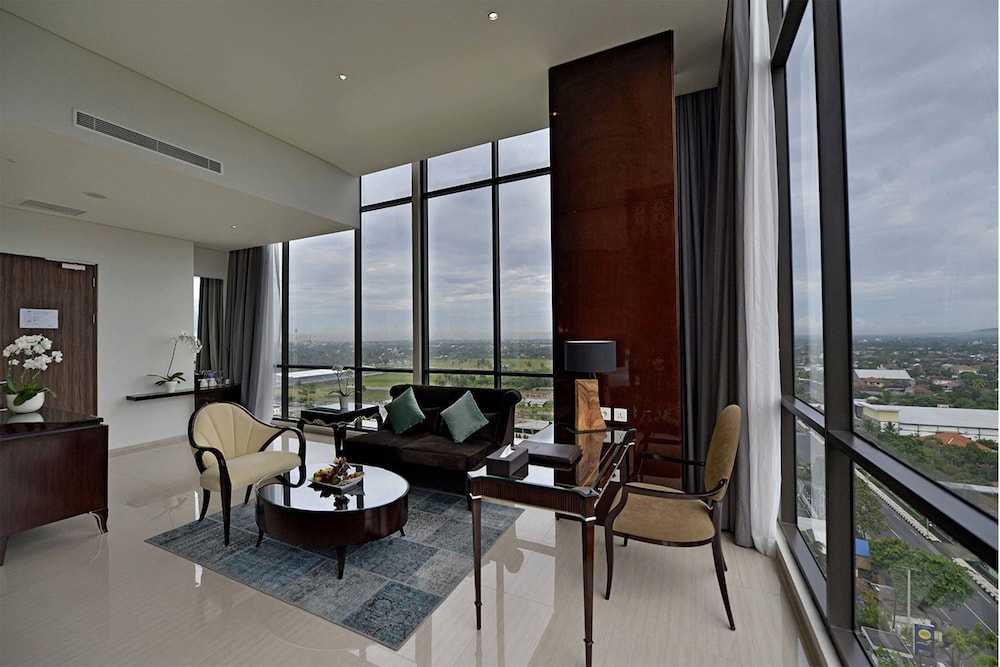 Executive Suite photo 3