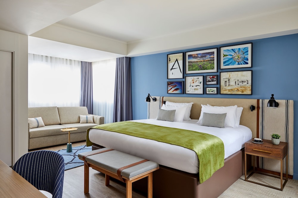 Suite, Multiple Beds - Photo 7