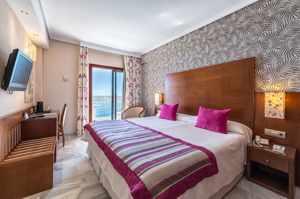 Double Room, Balcony, Ocean View - Photo 2