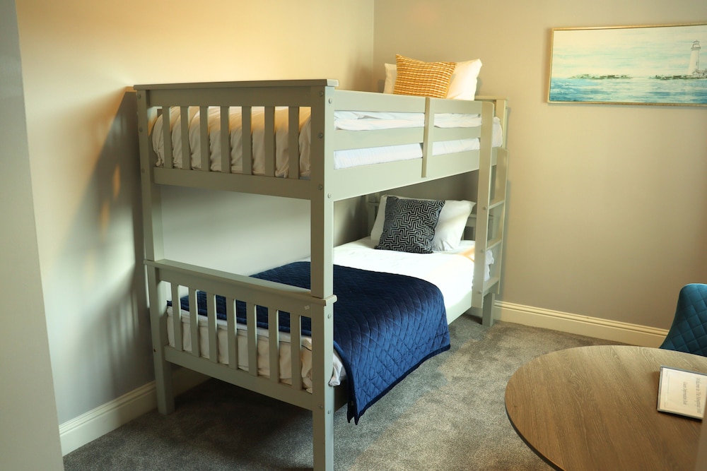 Family Quadruple Room photo 2