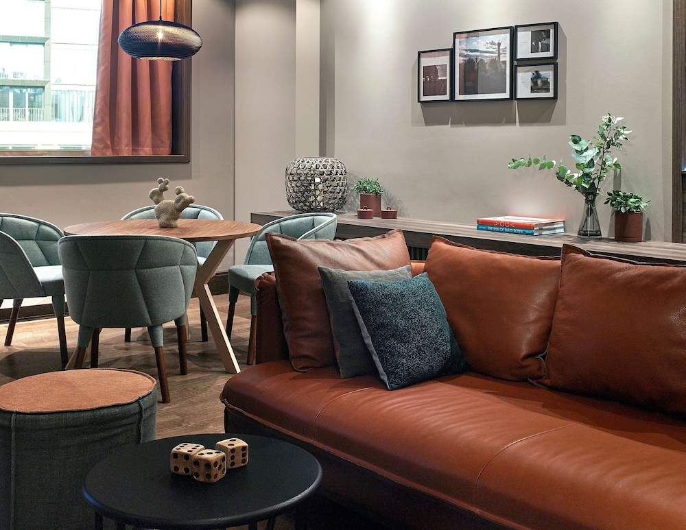 Junior Suite (King)